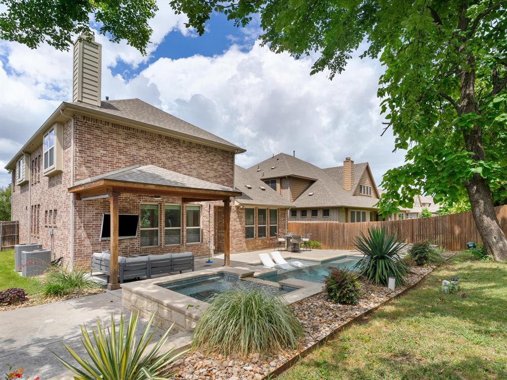100 Griffith Court Euless, TX 76039 - Photo 35 of 40