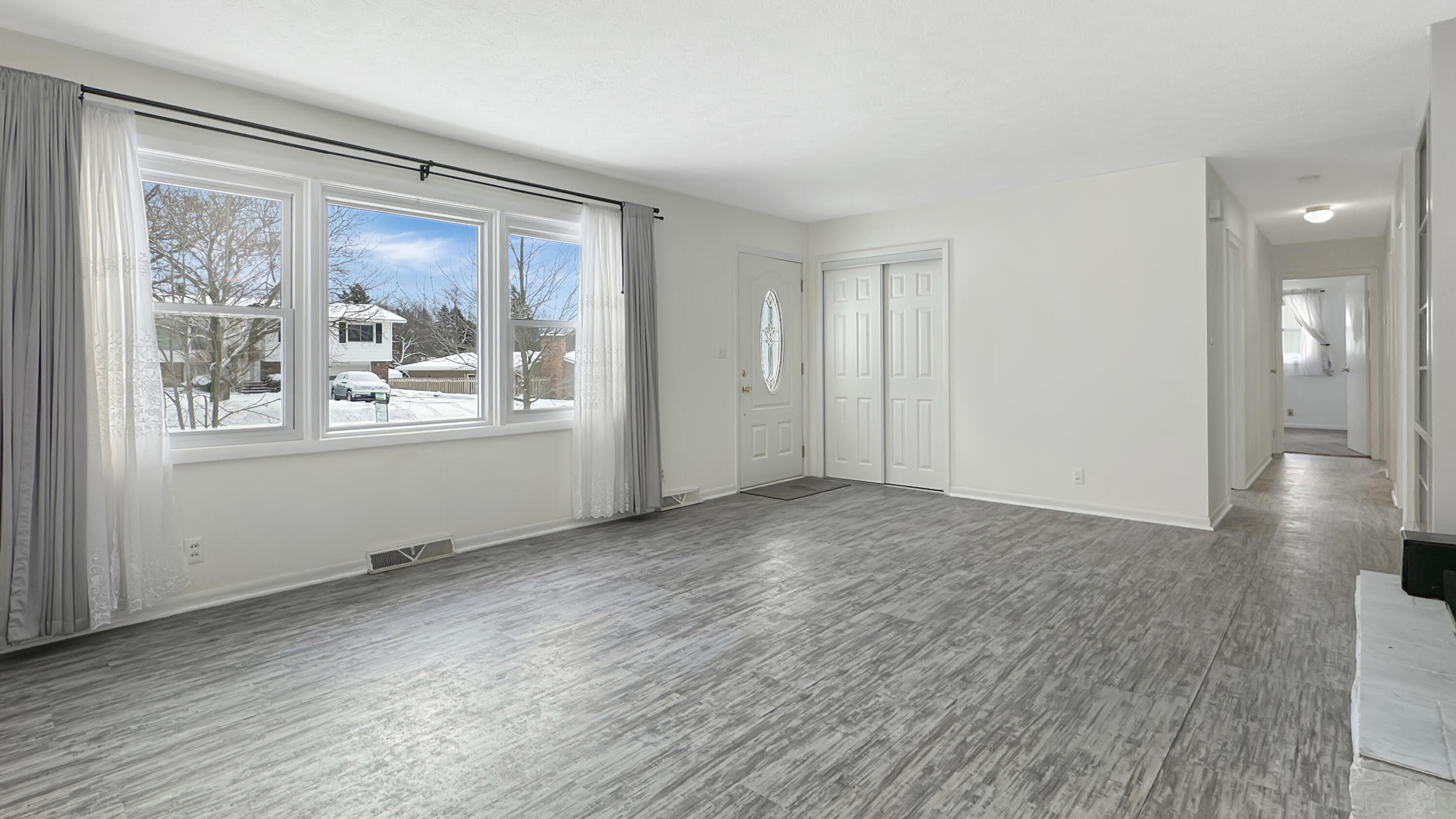 416 Crestview Street Cadillac, MI 49601 - Photo 5 of 42 Greg Bosscher take two (11)