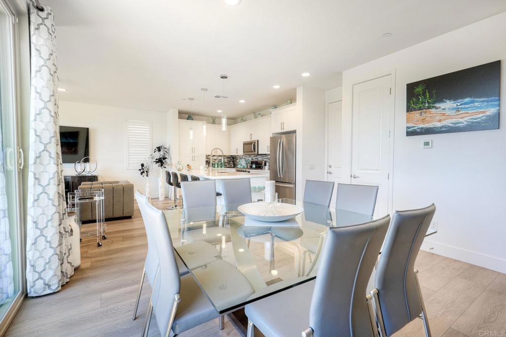 1254 Via Candelas Oceanside, CA 92056 - Photo 5 of 59