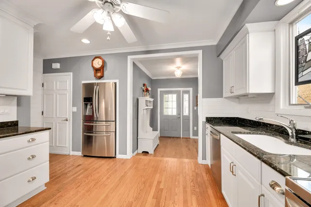 $1,250,000 | W949 Miramar Drive, East Troy, WI 53120