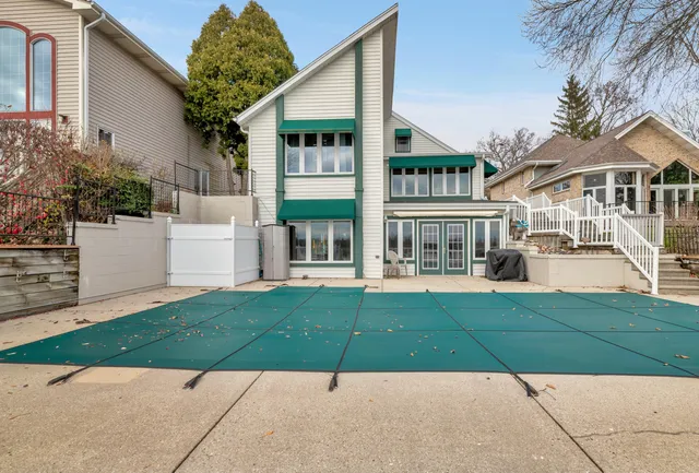 $1,250,000 | W949 Miramar Drive, East Troy, WI 53120