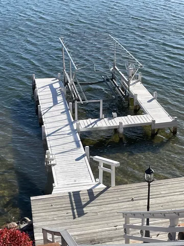 $1,250,000 | W949 Miramar Drive, East Troy, WI 53120