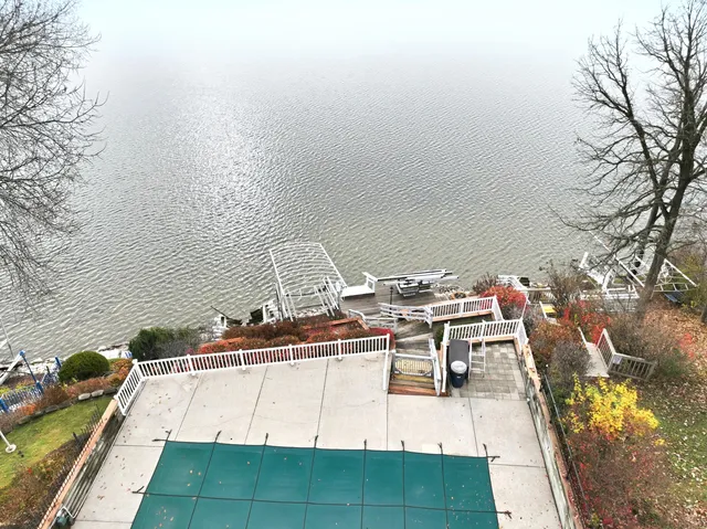 $1,250,000 | W949 Miramar Drive, East Troy, WI 53120