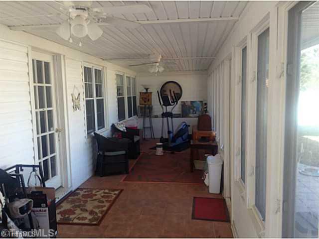 113 Ridgewood Drive Lexington, NC 27292 - Photo 15 of 16 Sunroom.