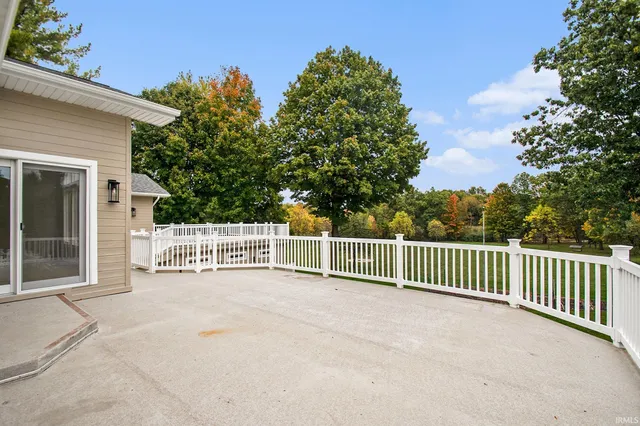 $945,000 | 51354 Stratford Drive, Elkhart, IN 46514