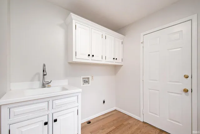 $945,000 | 51354 Stratford Drive, Elkhart, IN 46514