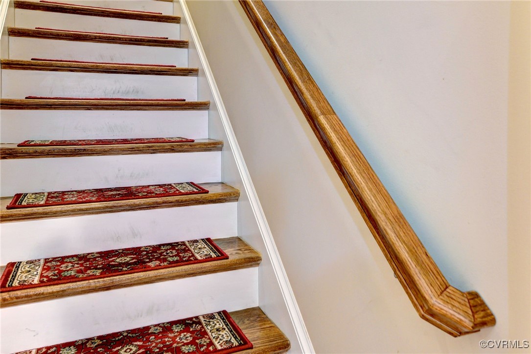 104 Edenbridge Williamsburg, VA 23188 - Photo 33 of 50 a view of staircase