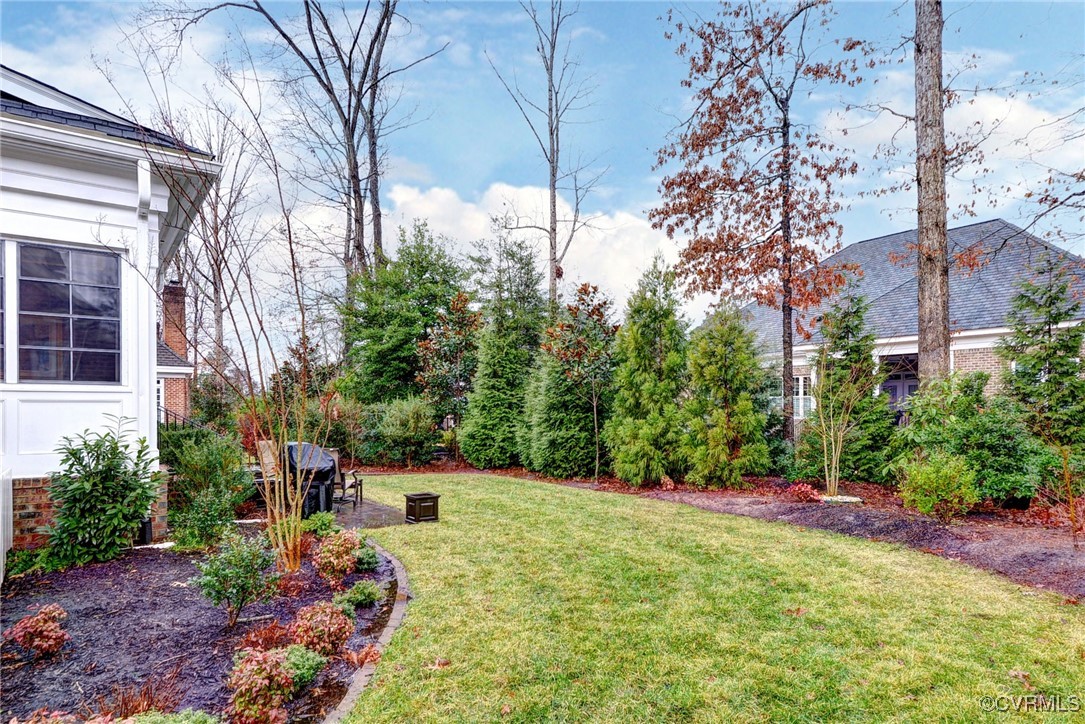 104 Edenbridge Williamsburg, VA 23188 - Photo 45 of 50 a view of a garden with a house