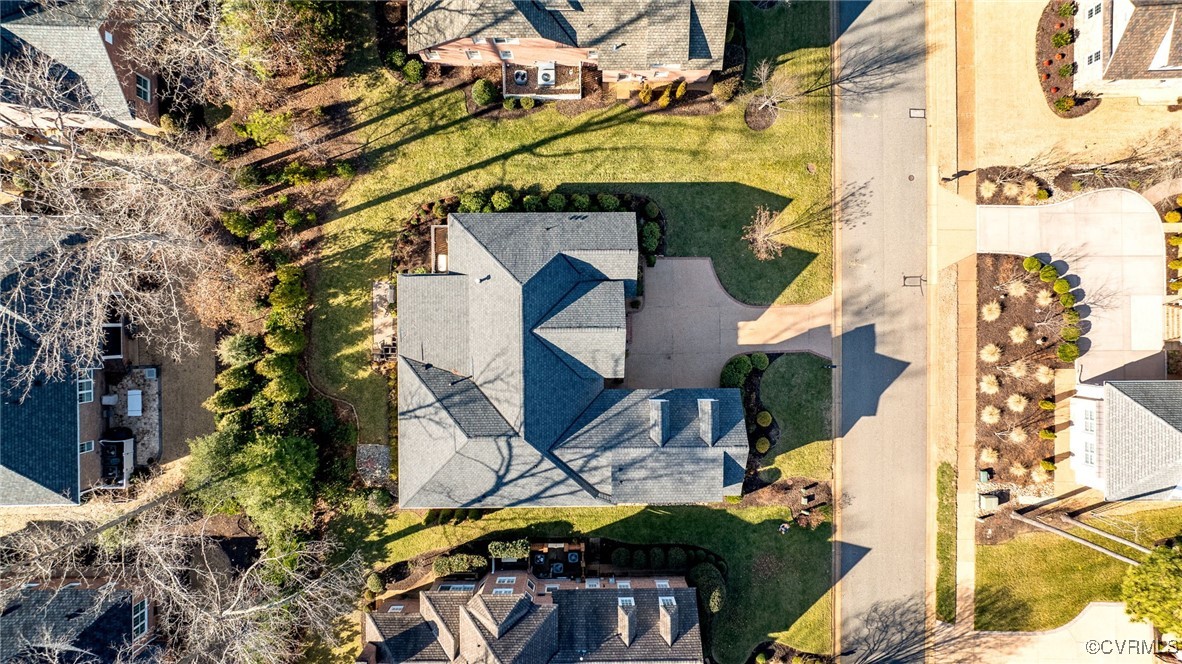 104 Edenbridge Williamsburg, VA 23188 - Photo 49 of 50 front view of a house with a street