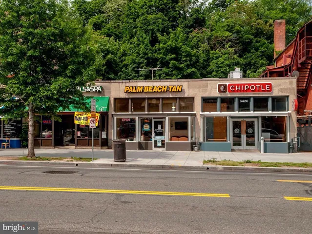 a car parked in front of a building