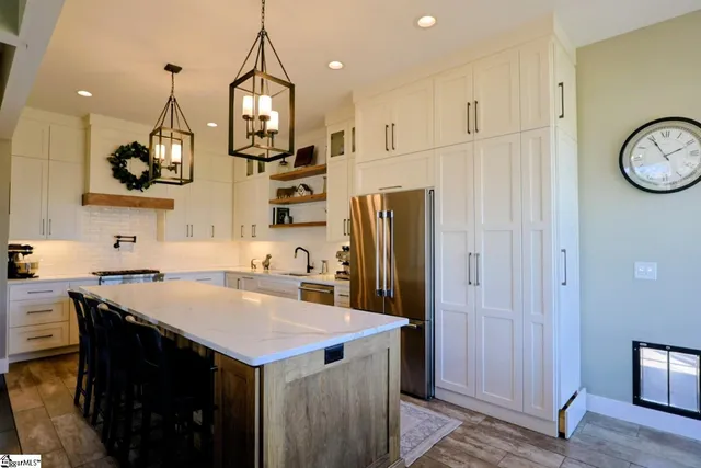 $649,900 | 126 Ward Oak Court, Greer, SC 29651