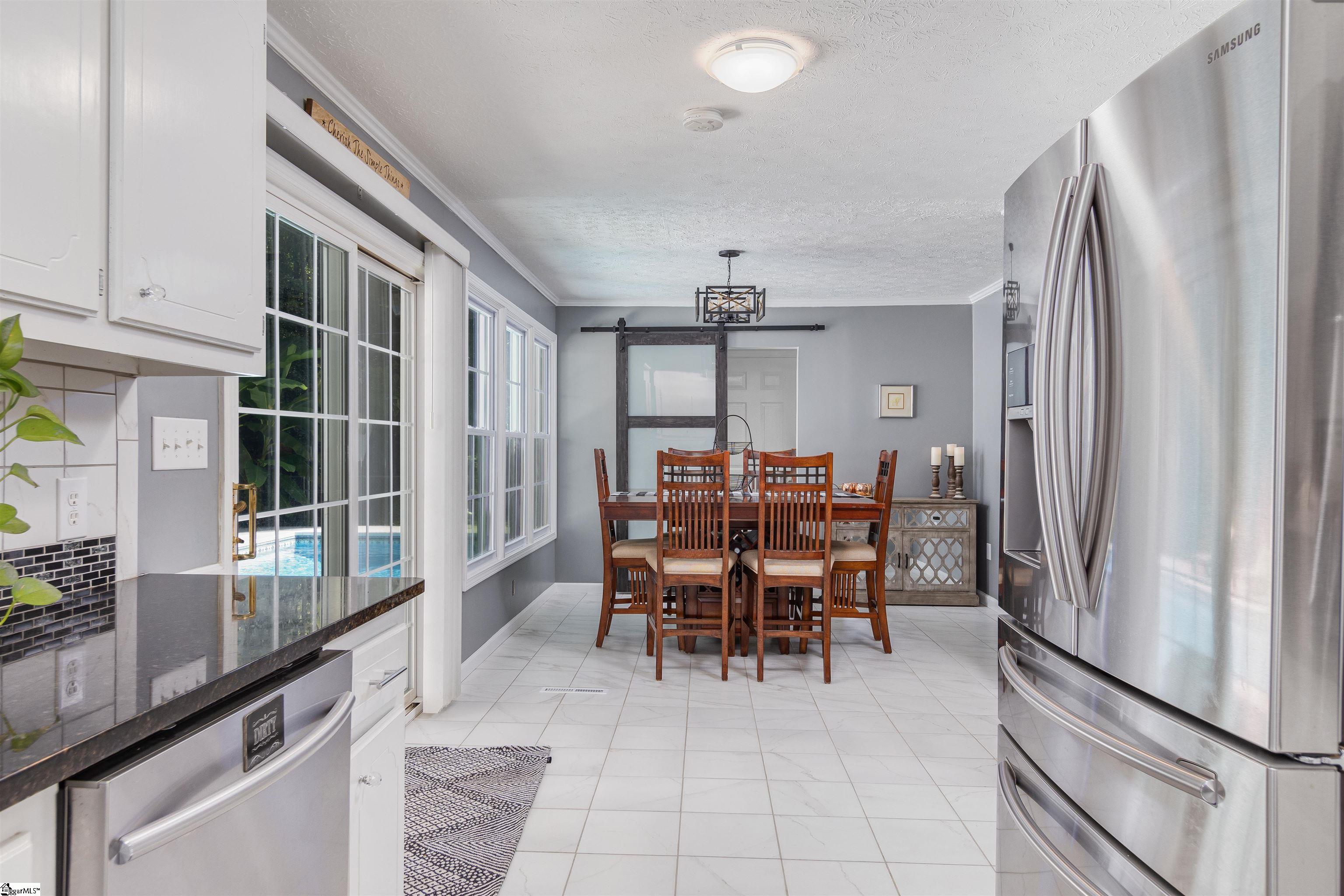 400 St Paul Road Easley, SC 29642 - Photo 6 of 36