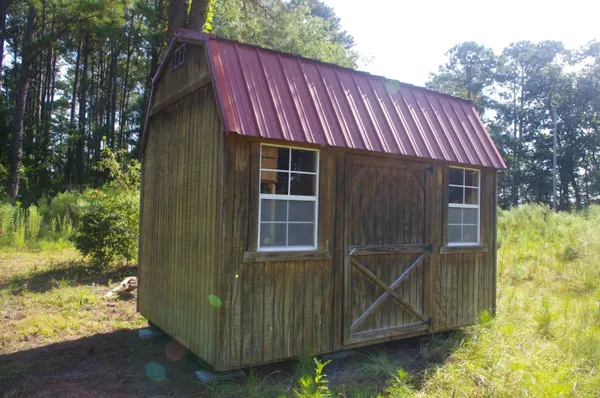 $220,000 | 243 Bridalwreath Drive, St. Matthews, SC 29135