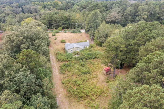 $220,000 | 243 Bridalwreath Drive, St. Matthews, SC 29135