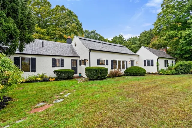 $975,000 | 401 Belknap Road, Framingham, MA 01701