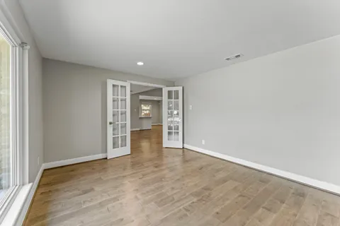 $429,000 | 2515 Blue Willow Drive, Houston, TX 77042