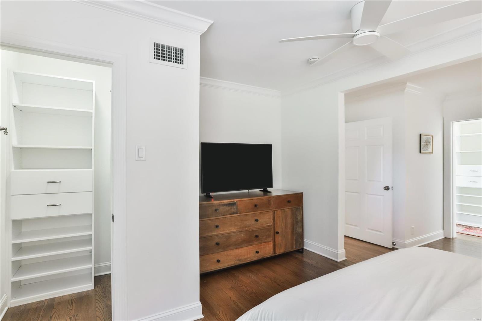 4 Enfield Road St. Louis, MO 63132 - Photo 23 of 47 Gallery Image 23