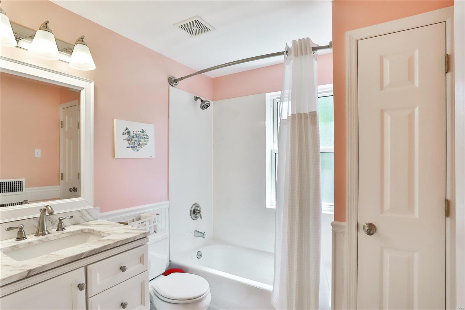 4 Enfield Road St. Louis, MO 63132 - Photo 34 of 47 Gallery Image 34