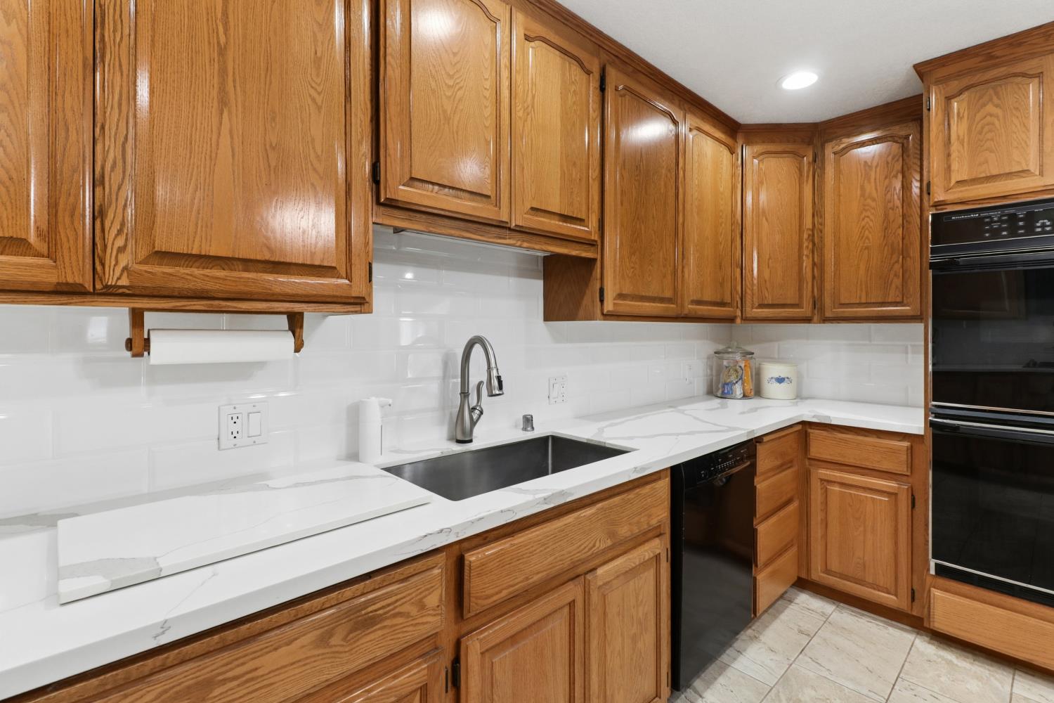 10576 Sheldon Road Elk Grove, CA 95624 - Photo 22 of 74