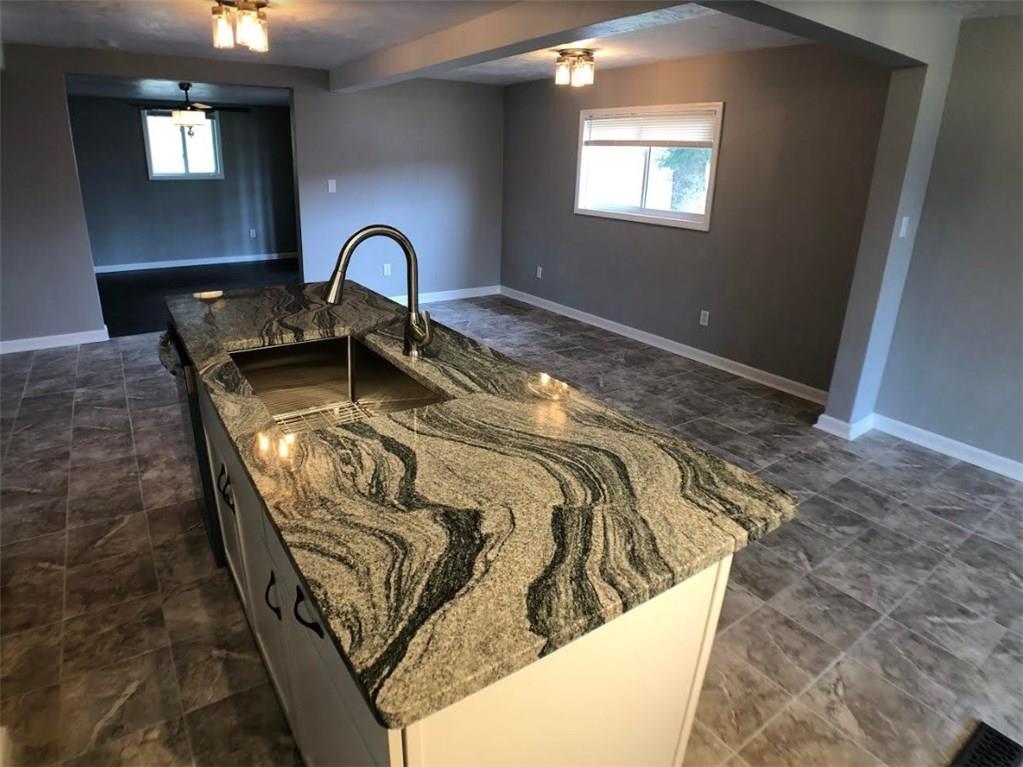 961 Colonial Manor Road North Huntingdon, PA 15642 - Photo 6 of 20 Gallery Image 6