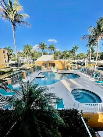 $2,100 | 1450 Southeast 3rd Avenue, Unit 202, Dania Beach, FL 33004
