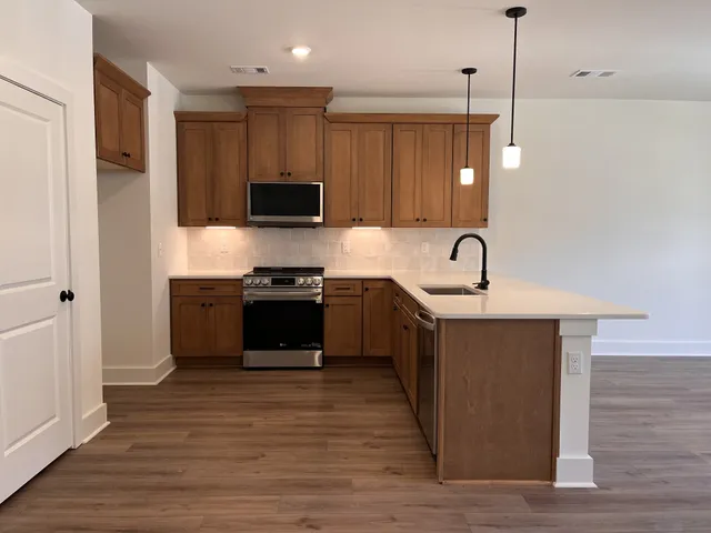 $434,990 | 138 Valentine Alley, Nashville, TN 37218