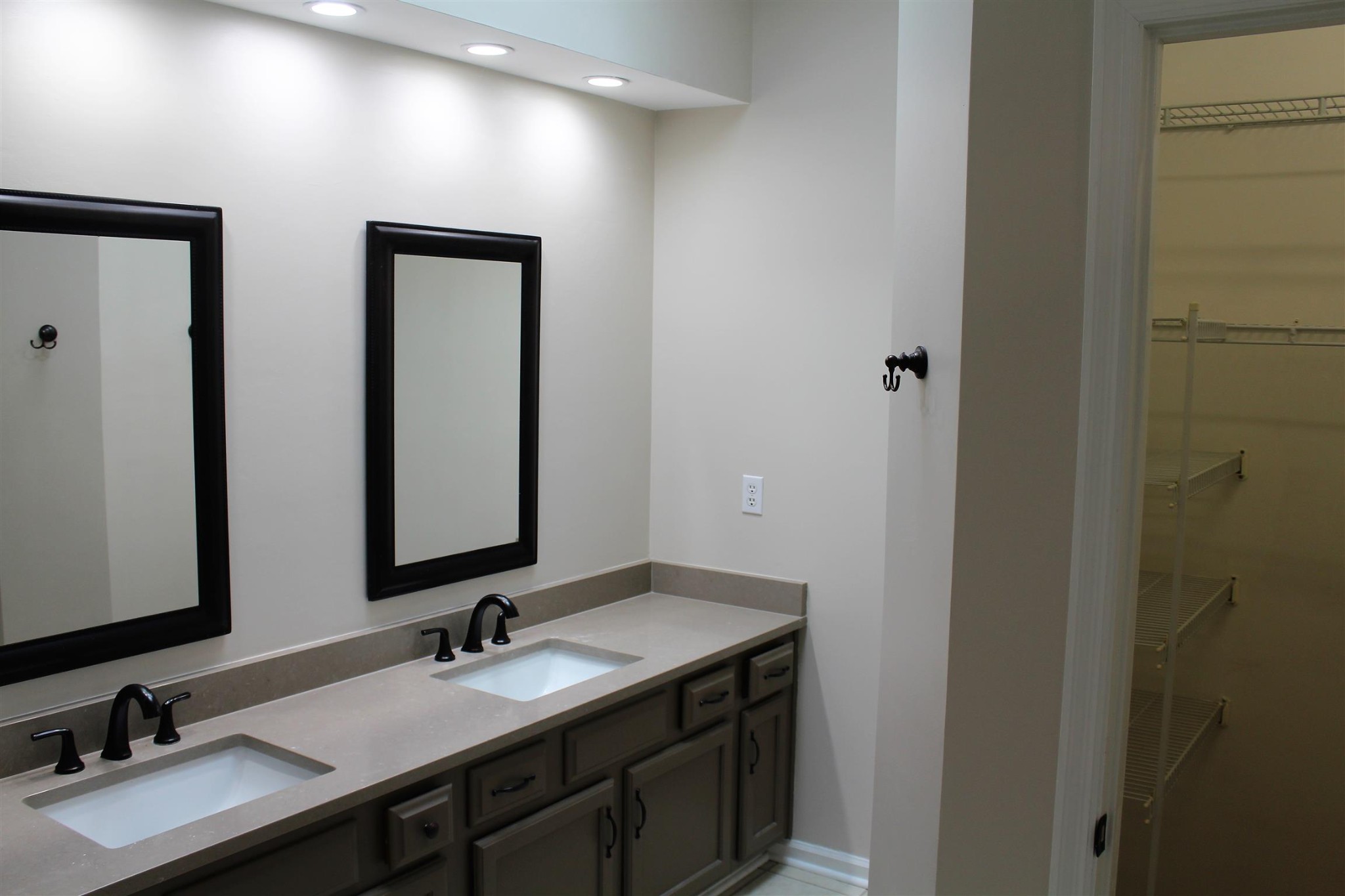 430 Maplegrove Drive Franklin, TN 37064 - Photo 12 of 26