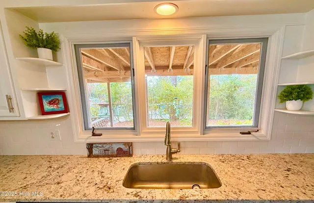 $449,000 | 1214 Lupton Drive, Oriental, NC 28571