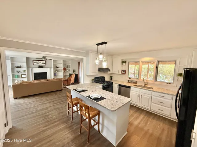 $449,000 | 1214 Lupton Drive, Oriental, NC 28571