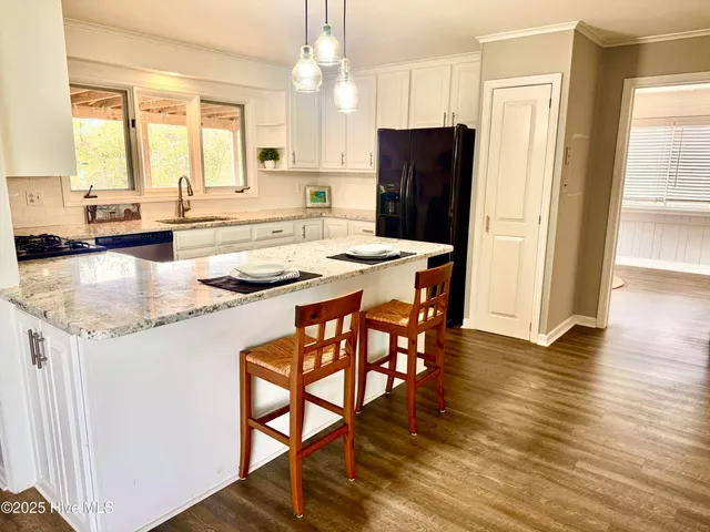 $449,000 | 1214 Lupton Drive, Oriental, NC 28571