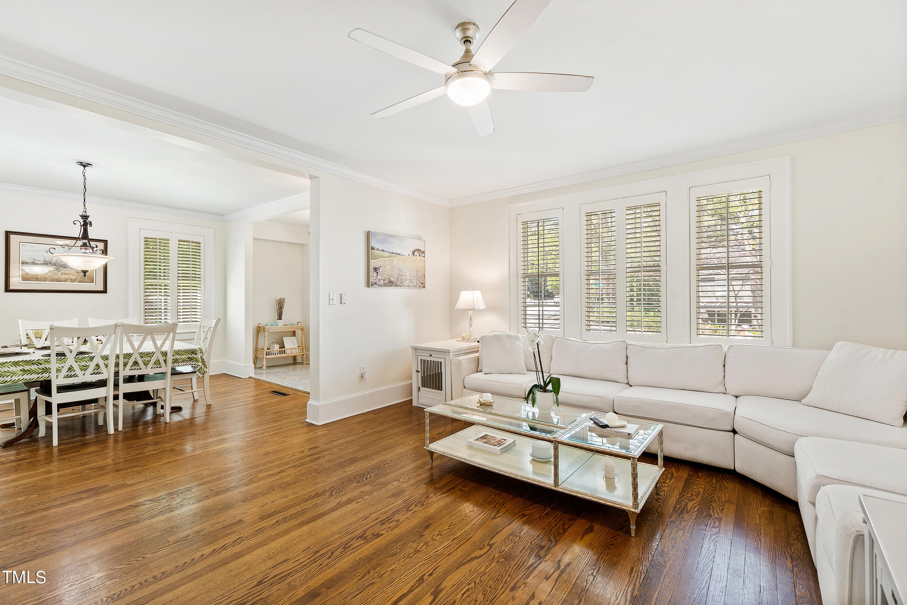 2202 Byrd Street Raleigh, NC 27608 - Photo 8 of 32 Living