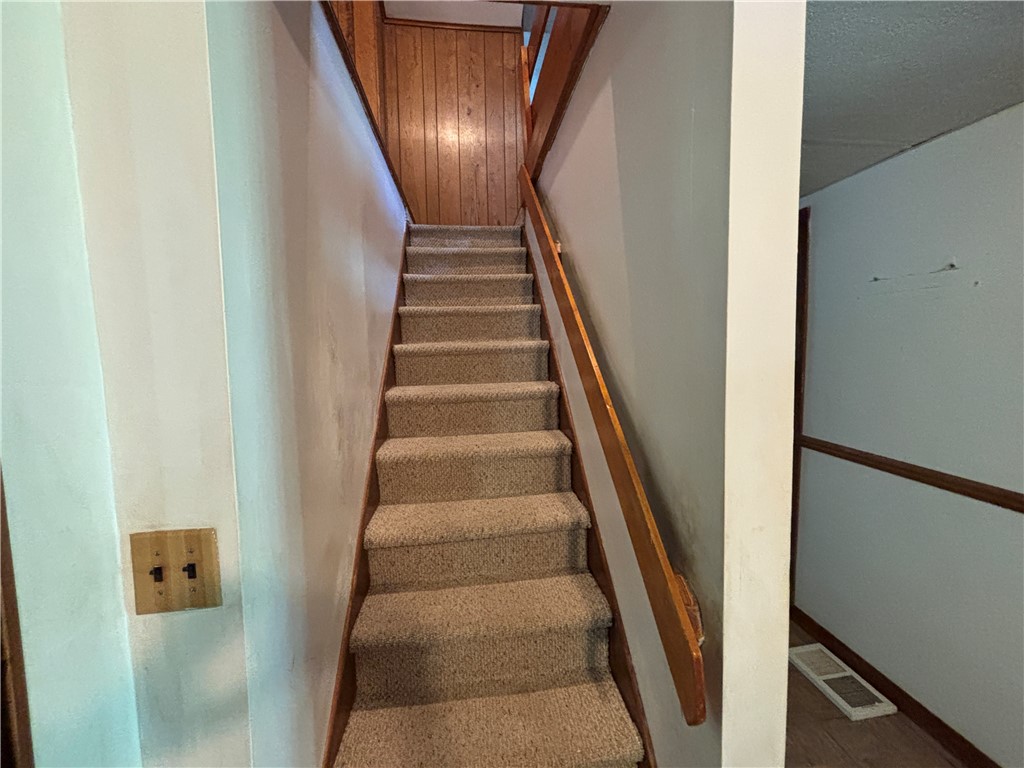 2901 Cambier Road Newark, NY 14513 - Photo 19 of 41
