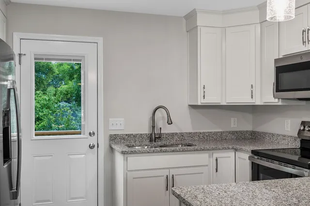 $1,295 | 1217 Dodd Street, Clarksville, TN 37040