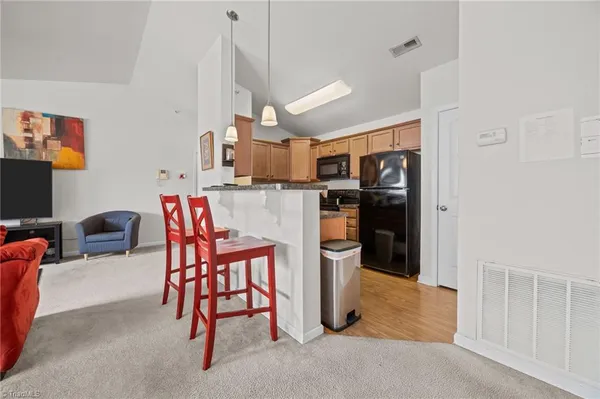 $169,000 | 1625 Cherry Blossom Lane, Unit 304, Winston-Salem, NC 27127