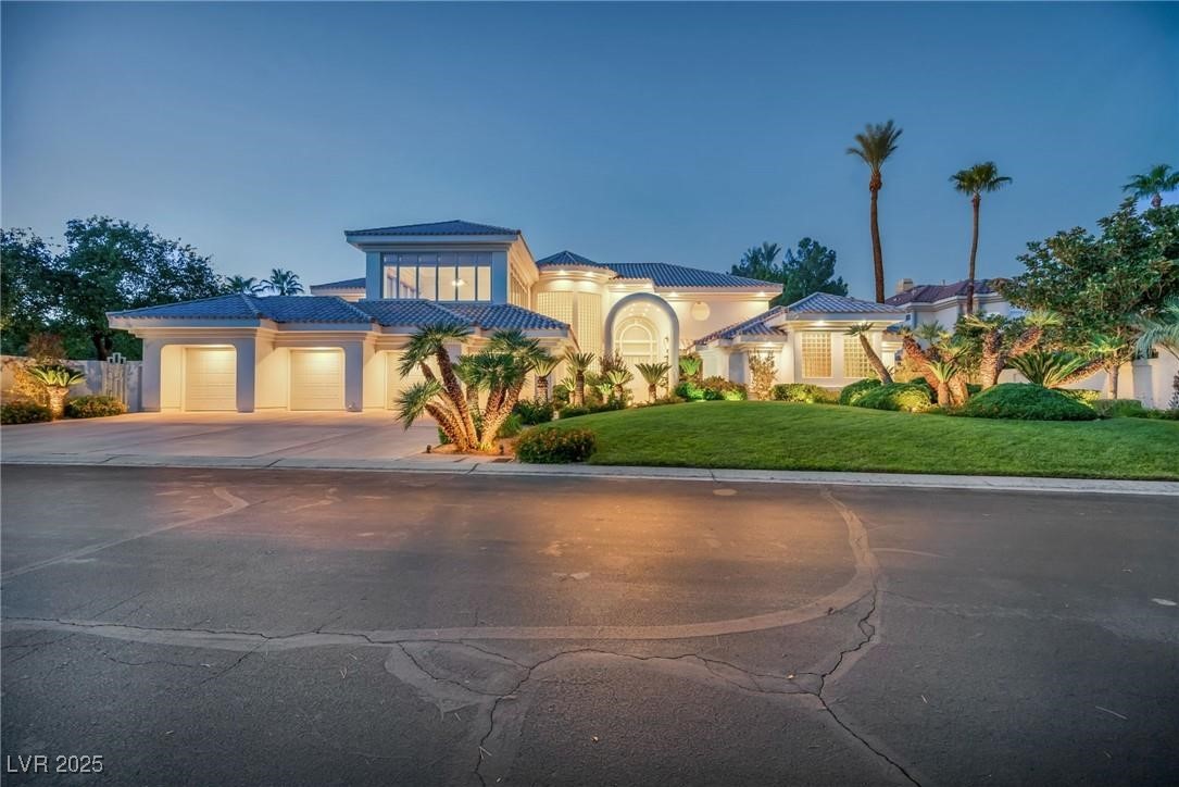 10 Innisbrook Avenue Las Vegas, NV 89113 - Photo 2 of 65