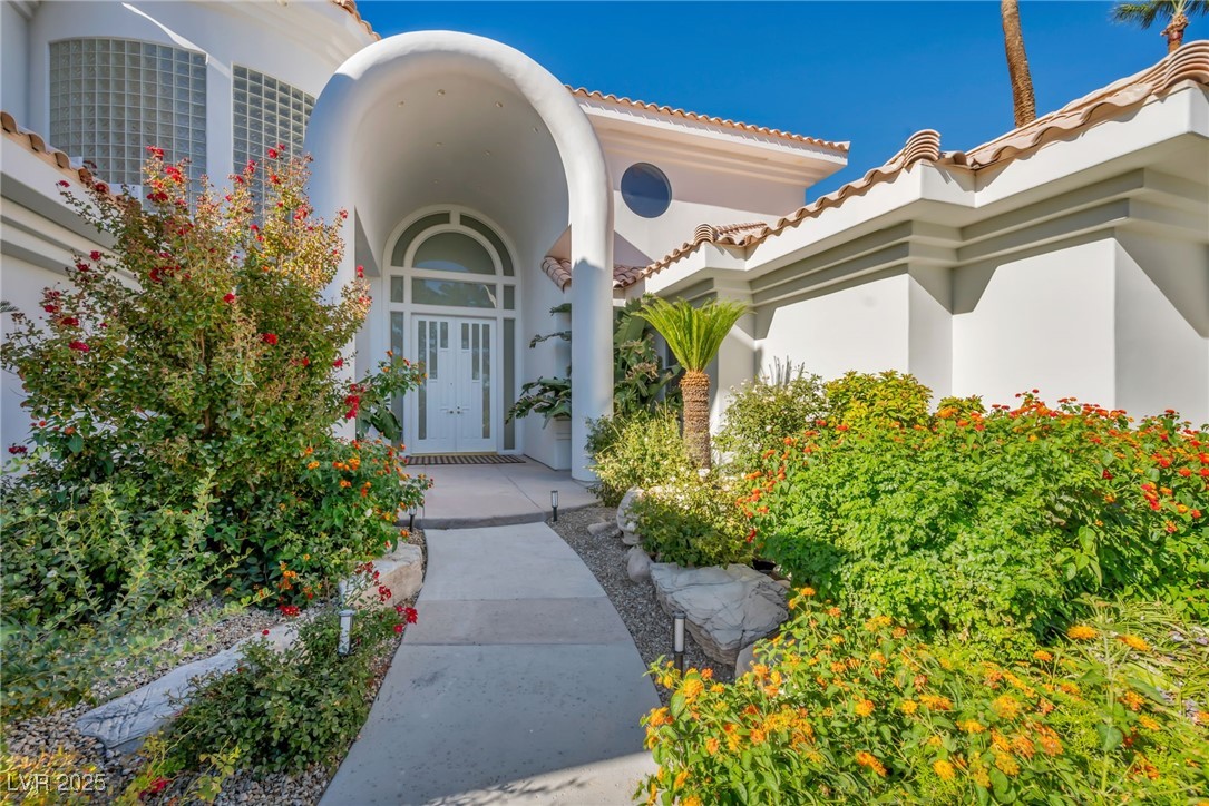 10 Innisbrook Avenue Las Vegas, NV 89113 - Photo 4 of 65