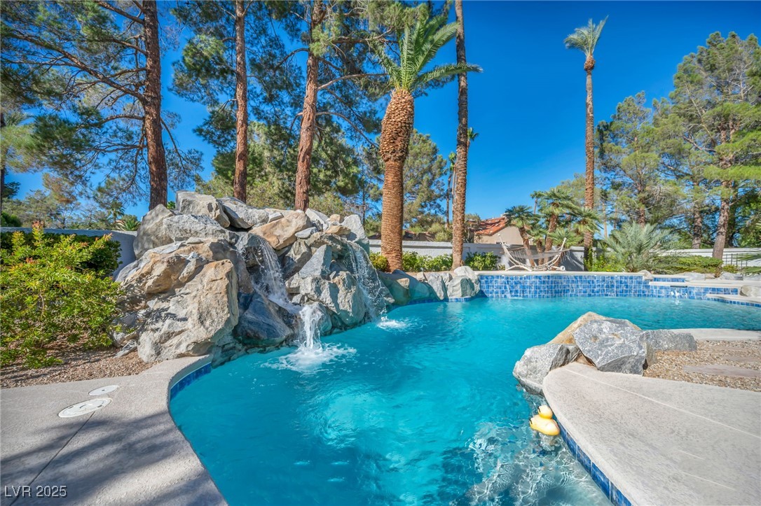 10 Innisbrook Avenue Las Vegas, NV 89113 - Photo 50 of 65