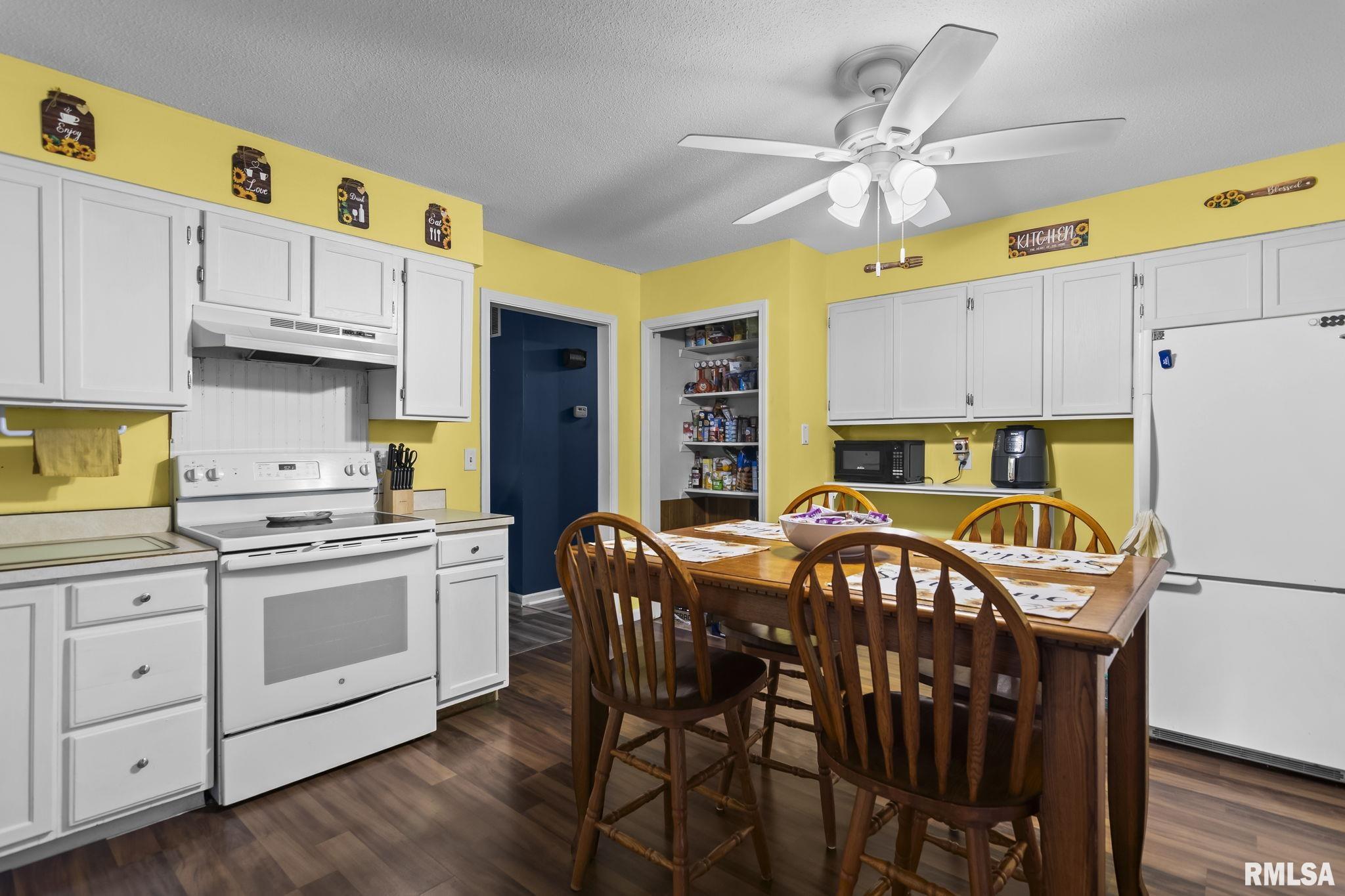 2810 Piper Road Springfield, IL 62707 - Photo 2 of 40 Gallery Image 2