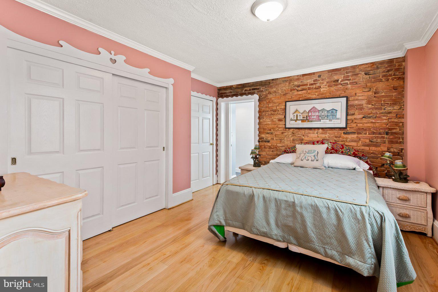 205 South Exeter Street Baltimore, MD 21202 - Photo 17 of 58 2nd Floor Primary Bed