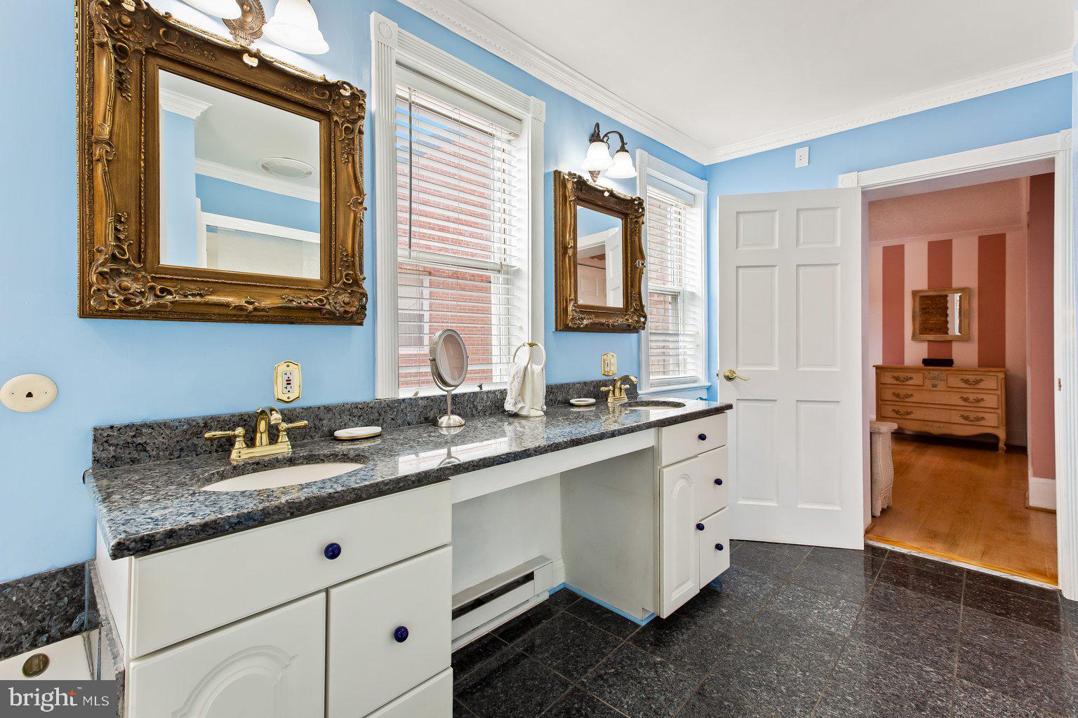 205 South Exeter Street Baltimore, MD 21202 - Photo 21 of 58 2nd Floor Primary Bath