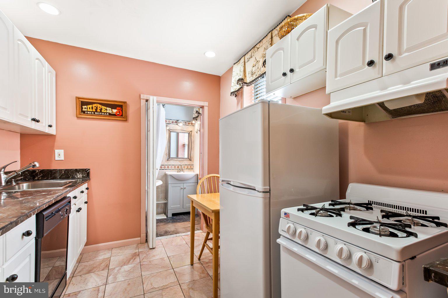 205 South Exeter Street Baltimore, MD 21202 - Photo 37 of 58 1st Floor Kitchen