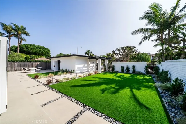 $2,995,000 | 19741 Quiet Bay Lane, Huntington Beach, CA 92648