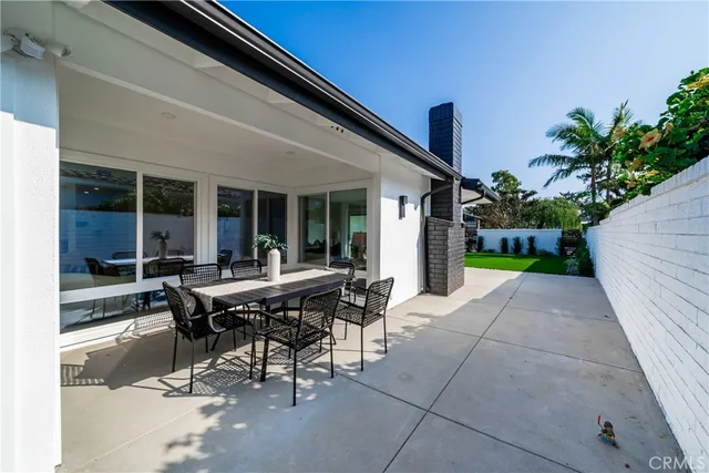 $2,995,000 | 19741 Quiet Bay Lane, Huntington Beach, CA 92648