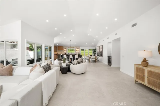 $2,995,000 | 19741 Quiet Bay Lane, Huntington Beach, CA 92648