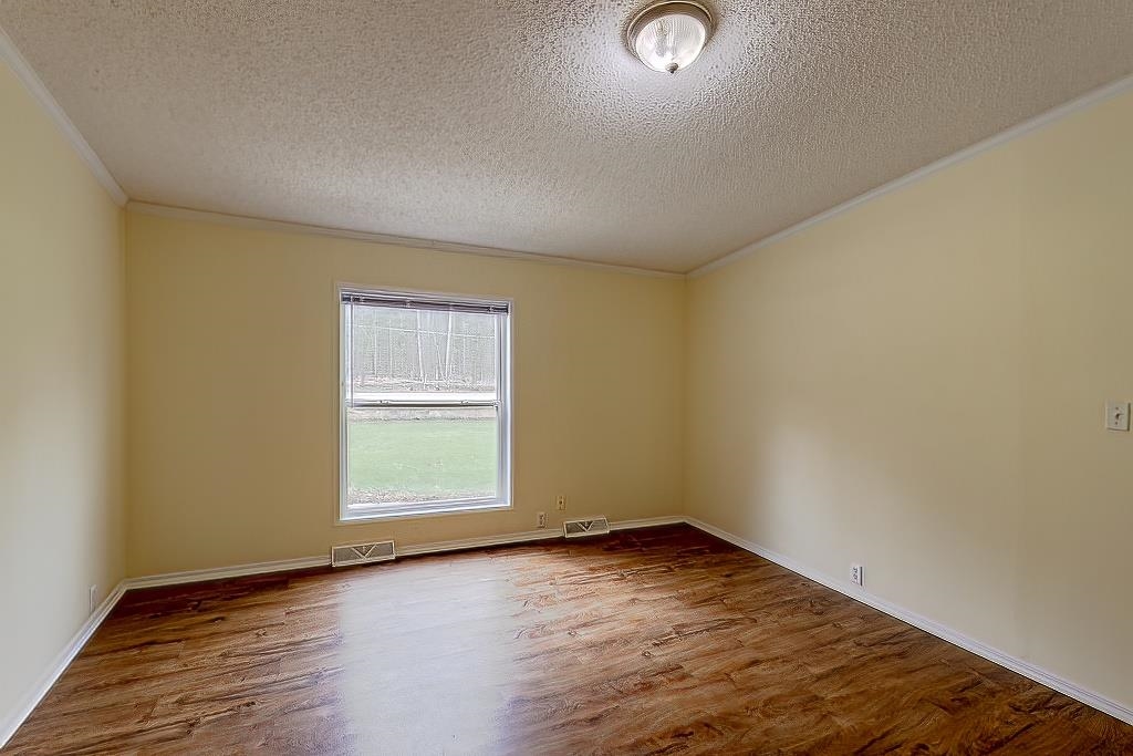 944 West Olson Road Midland, MI 48640 - Photo 14 of 19