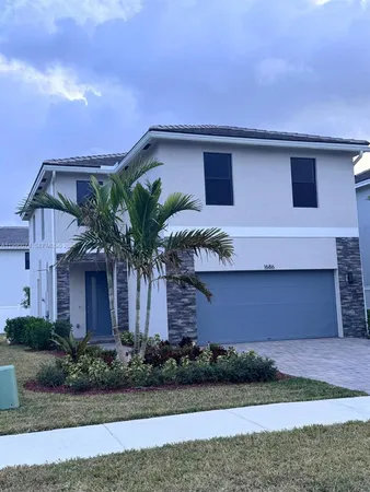 $4,100 | 1686 Southeast 6th Street, Homestead, FL 33033