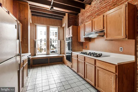 $999,000 | 511 2nd Street Southeast, Washington, DC 20003