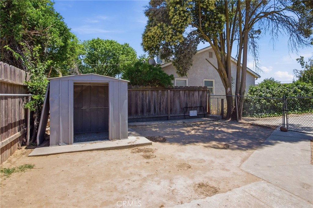 175 East Main Street Merced, CA 95340 - Photo 14 of 35