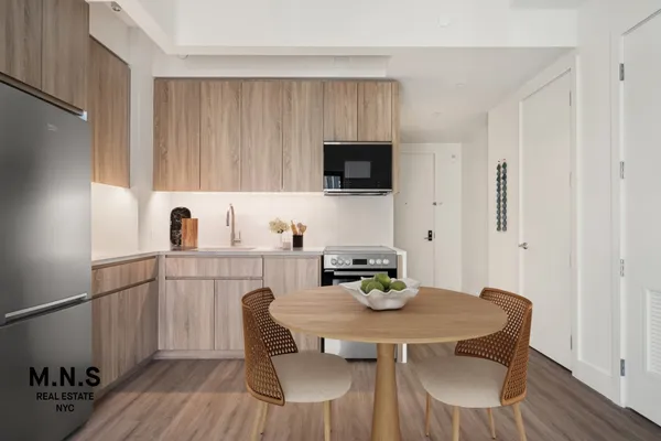 $3,240 | 19 Rockwell Place, Unit 9G | Fort Greene