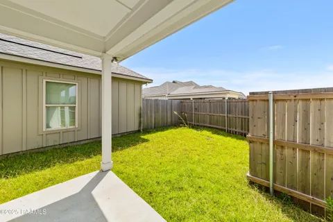 $197,499 | 103 C Pioneer Drive, Scott, LA 70583